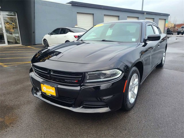 Used 2022 Dodge Charger SXT image 1