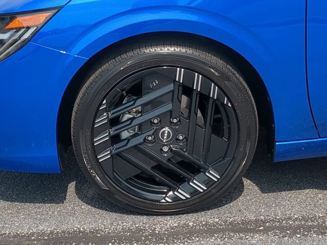 New 2026 Nissan Sentra SR FWD image 10