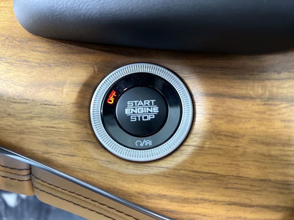 Used 2022 Jeep Grand Cherokee Summit image 18