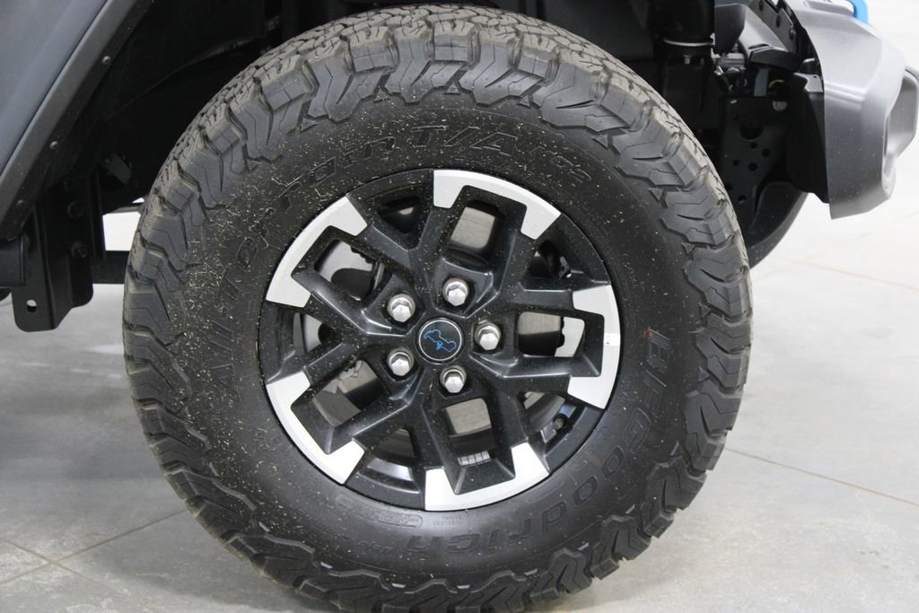 Used 2025 Jeep Wrangler Unlimited Rubicon 4xe w/ Convenience Group AWD/4WD image 12
