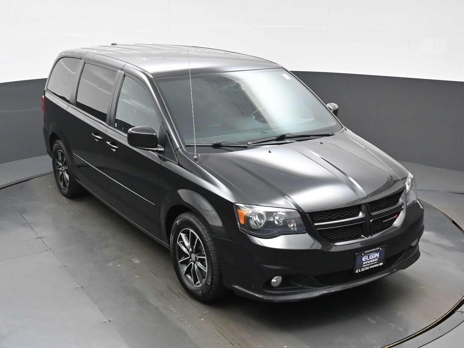 Used 2017 Dodge Grand Caravan GT FWD image 40