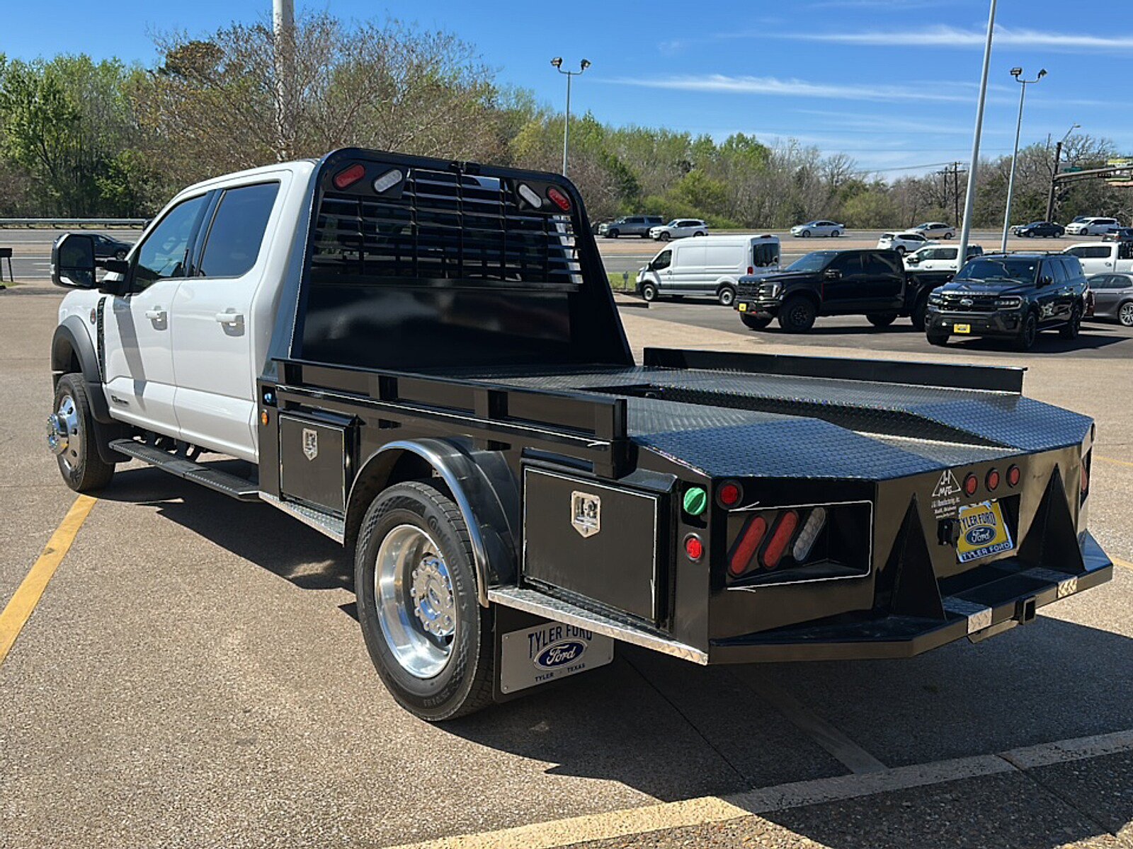 New 2026 Ford F550 4x4 Crew Cab Super Duty image 8