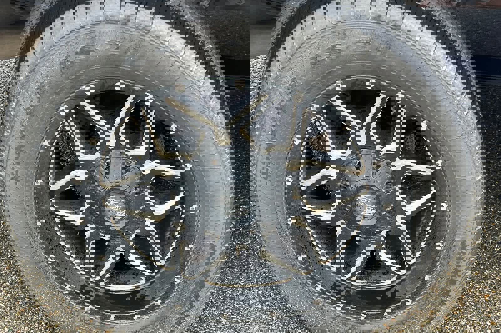 Used 2013 Ford F150 XLT w/ Luxury Equipment Group RWD image 17