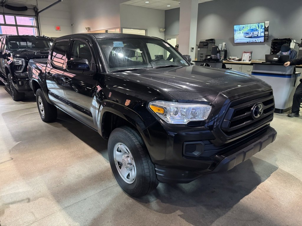 Used 2023 Toyota Tacoma SR image 2