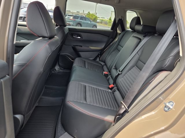 New 2026 Nissan Rogue SV AWD/4WD image 10