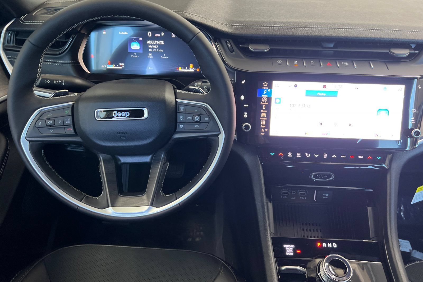 New 2026 Jeep Grand Cherokee Altitude AWD/4WD image 13