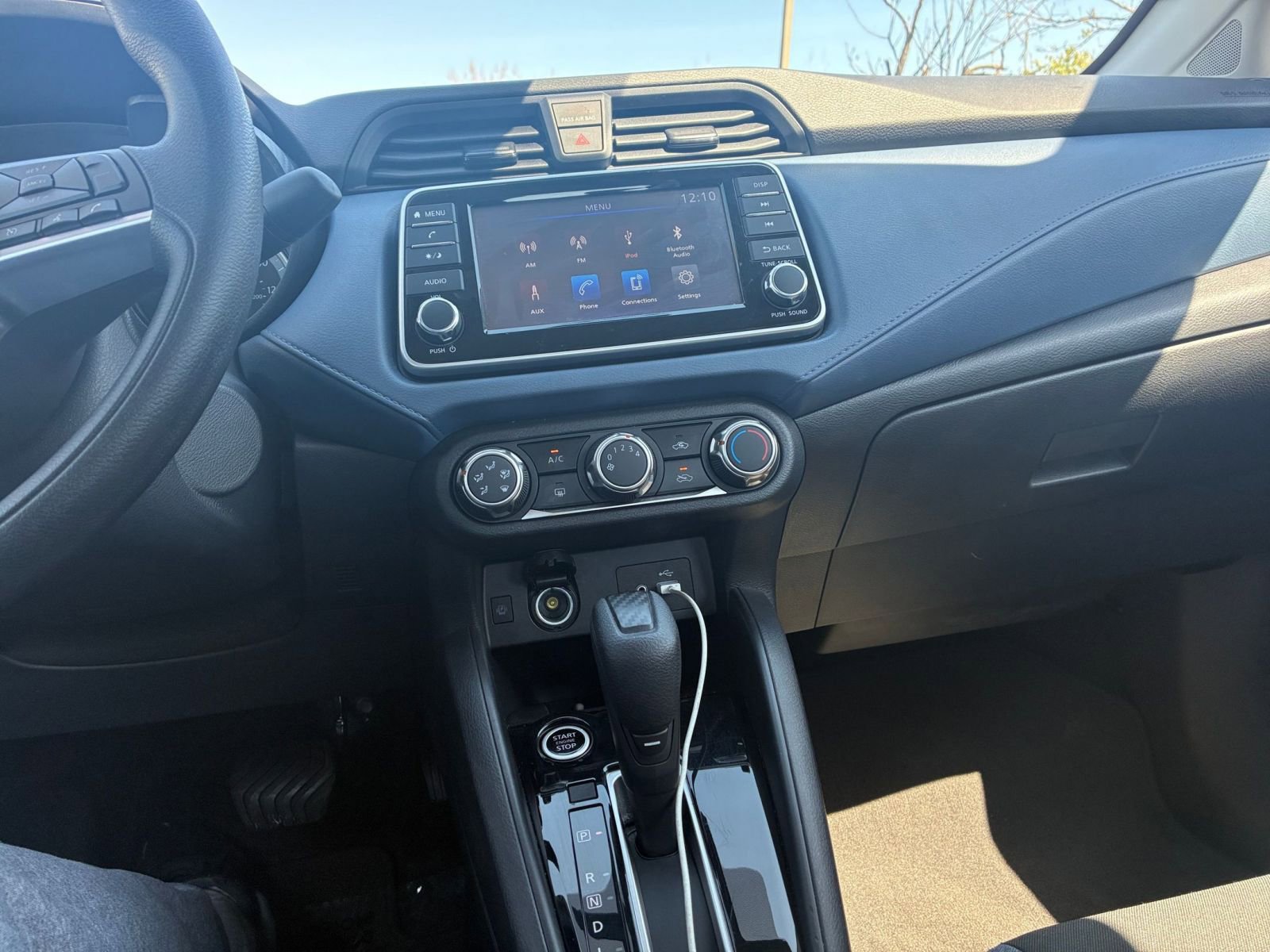 Used 2025 Nissan Versa SV image 17