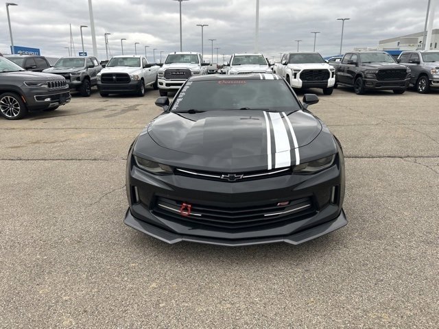 Used 2017 Chevrolet Camaro LT image 2