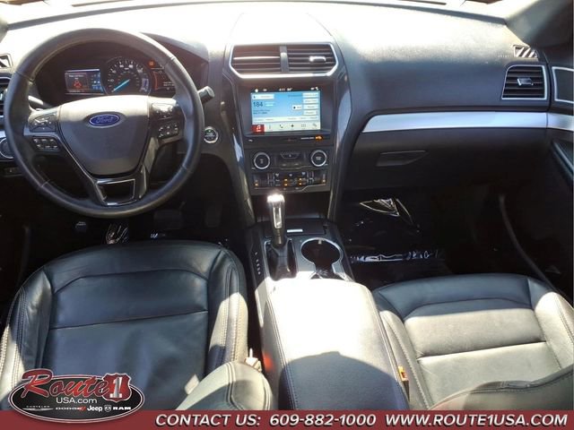 Used 2017 Ford Explorer XLT w/ Equipment Group 202A AWD/4WD image 23