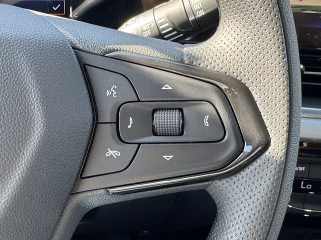 New 2026 Chevrolet Trax LT image 18