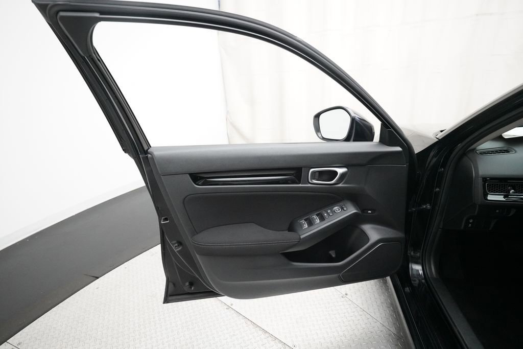 Used 2023 Honda Civic EX image 27
