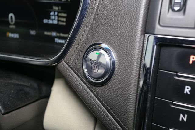 Used 2018 Lincoln Continental Select AWD/4WD image 27