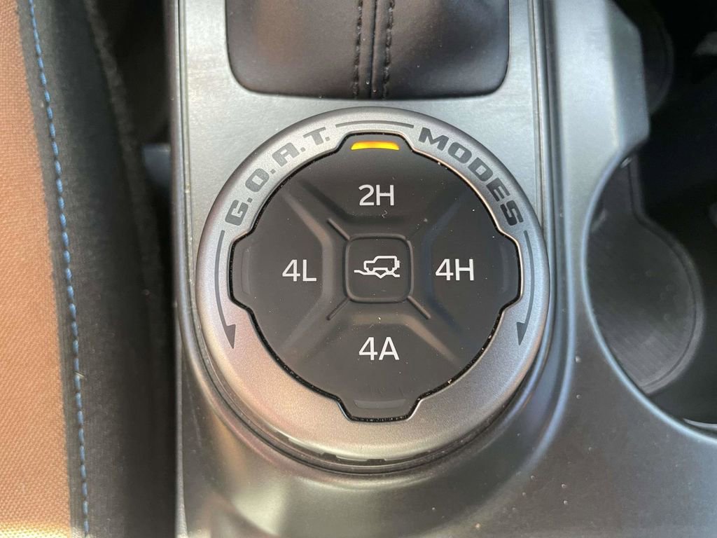 Used 2023 Ford Bronco Outer Banks image 23