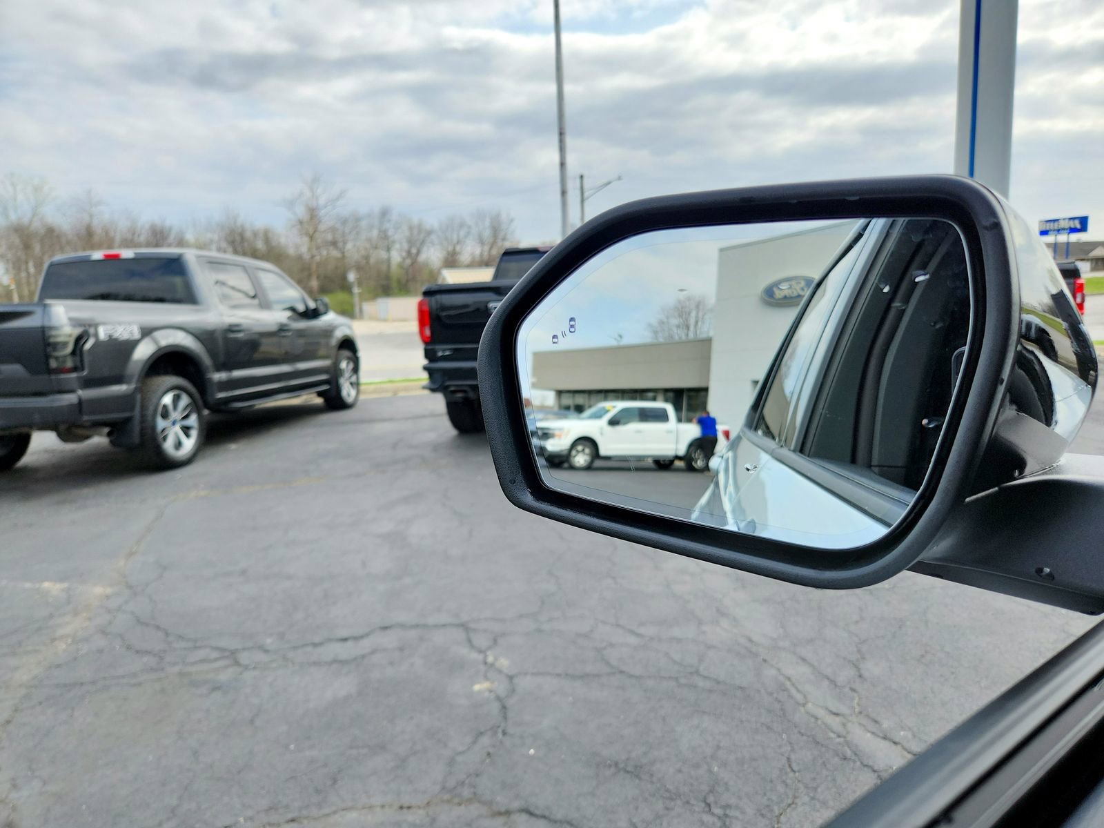 New 2026 Ford Explorer ST image 14