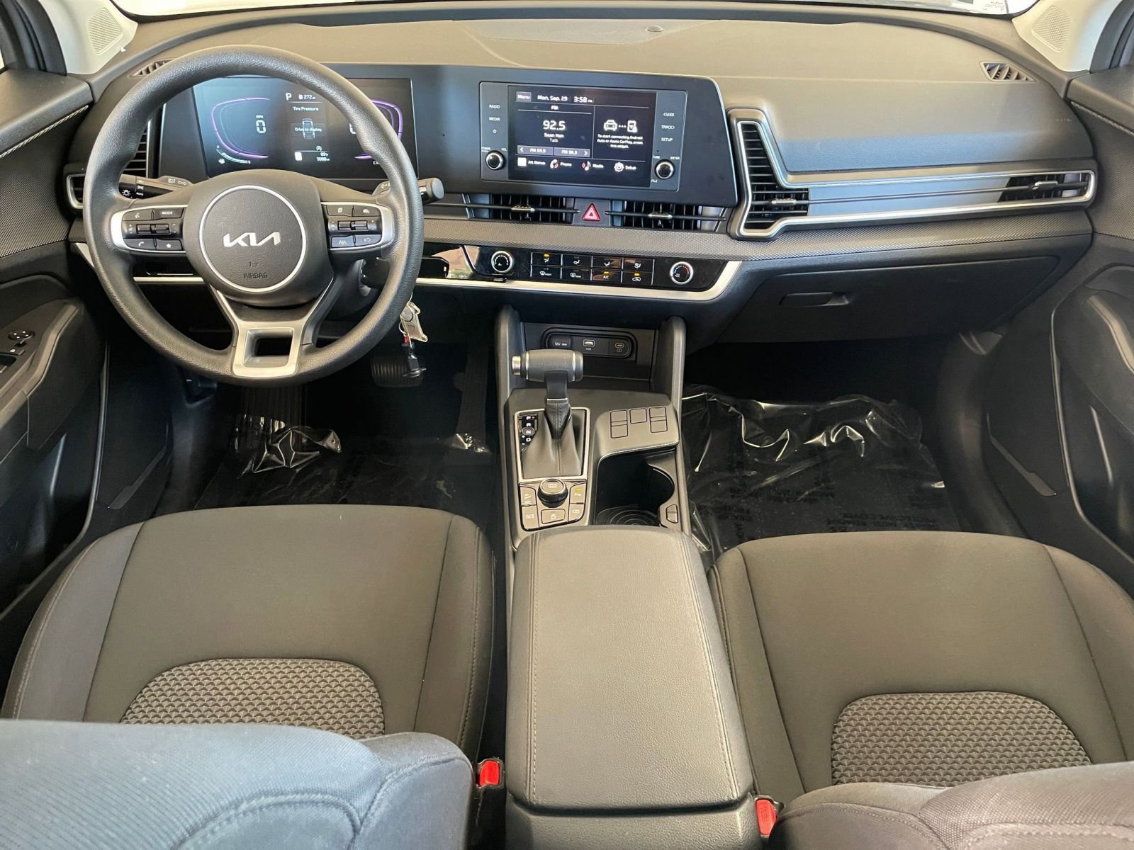 Used 2025 Kia Sportage LX image 33