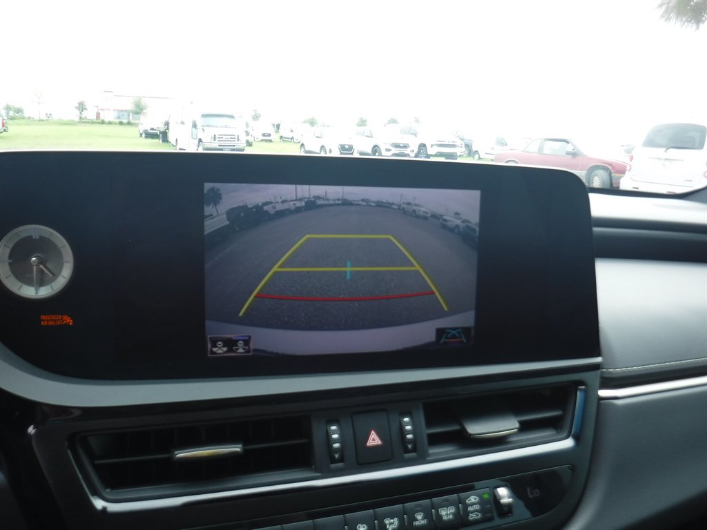 Used 2022 Lexus ES 350 w/ Premium Package FWD image 14