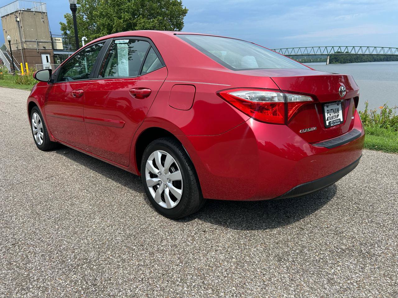 Used 2014 Toyota Corolla LE w/ Body Protection Package FWD image 3