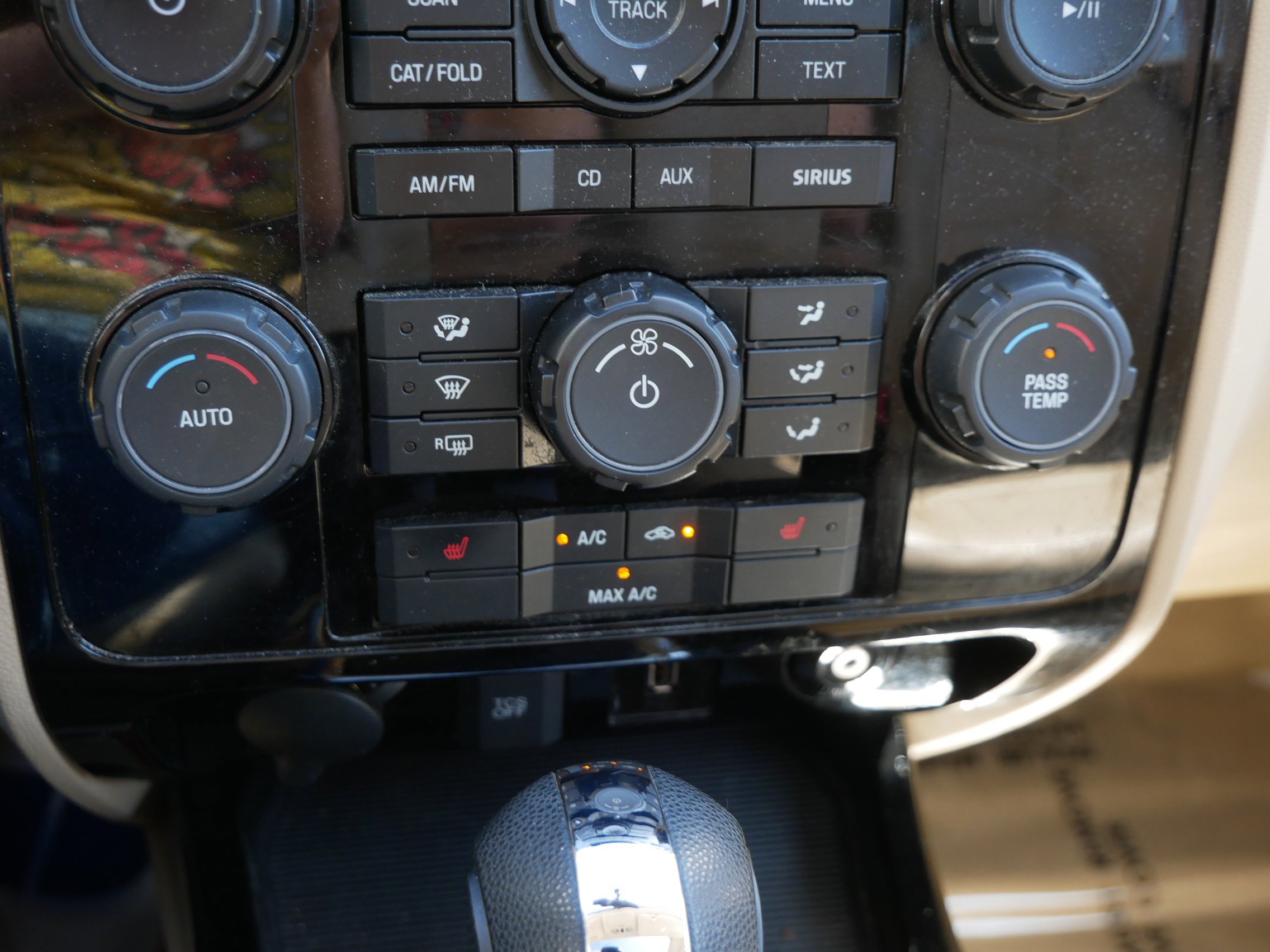 Used 2012 Ford Escape Limited AWD/4WD image 15