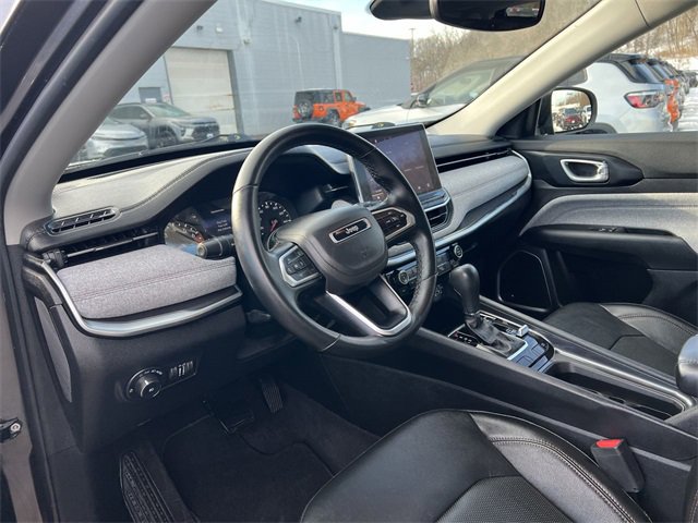 Used 2022 Jeep Compass Latitude w/ Sun and Sound Group image 10