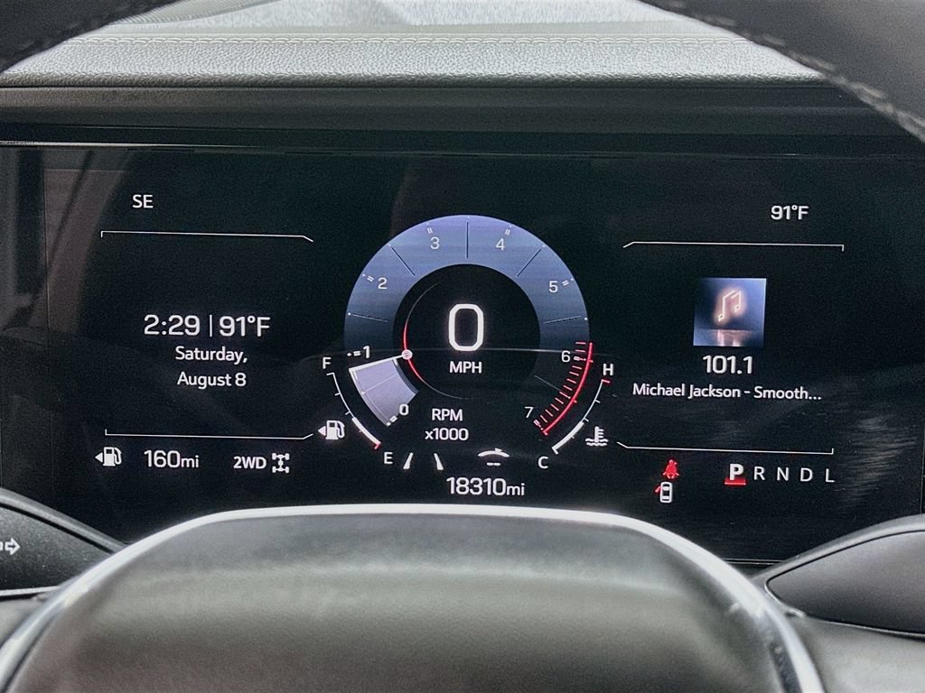 Used 2025 GMC Terrain Elevation w/ Elevation Premium Package AWD/4WD image 12