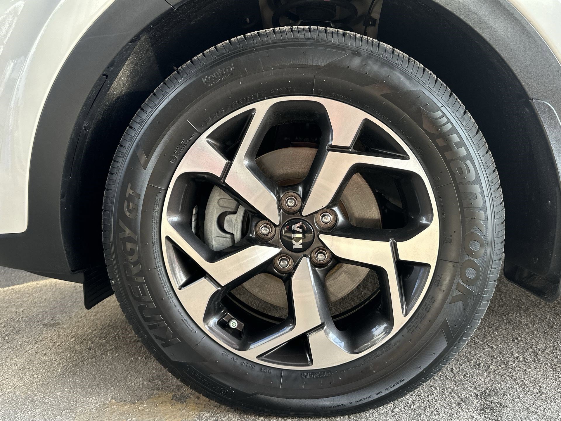 Certified 2022 Kia Sportage LX image 18