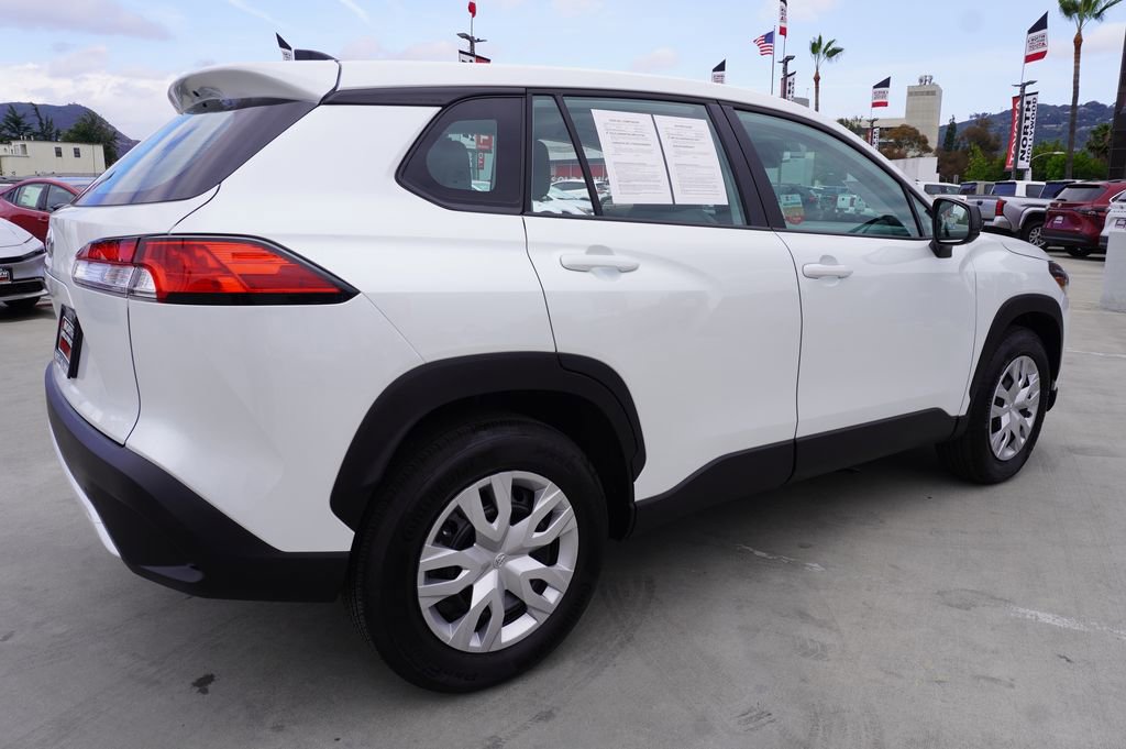 Certified 2025 Toyota Corolla Cross L FWD image 7