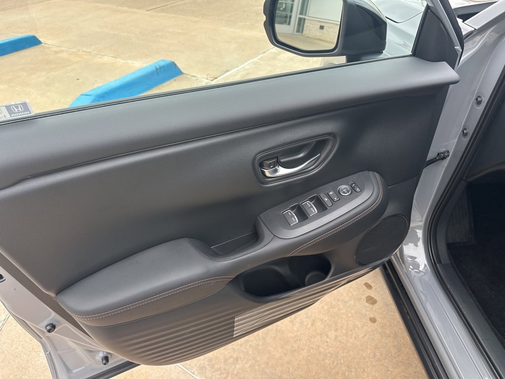 New 2026 Honda HR-V Sport image 6