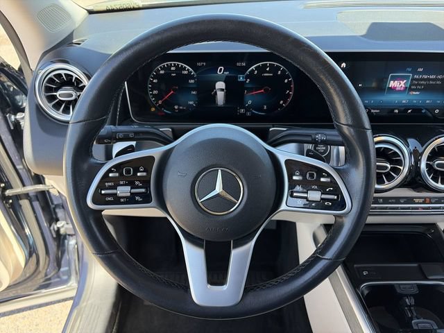 Used 2021 Mercedes-Benz GLB 250 4MATIC w/ Premium Package image 24