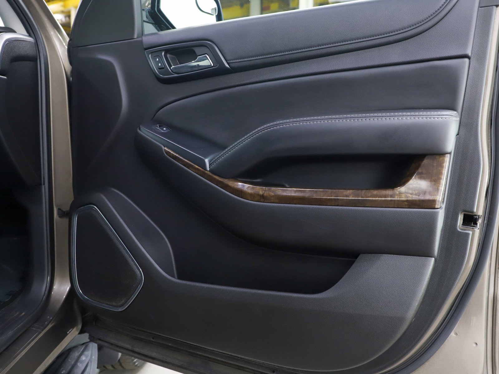 Used 2016 Chevrolet Tahoe LS w/ Max Trailering Package image 9