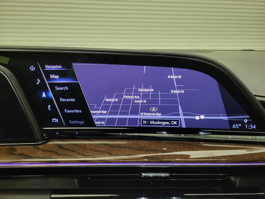 Used 2021 Cadillac Escalade Premium Luxury Platinum image 18