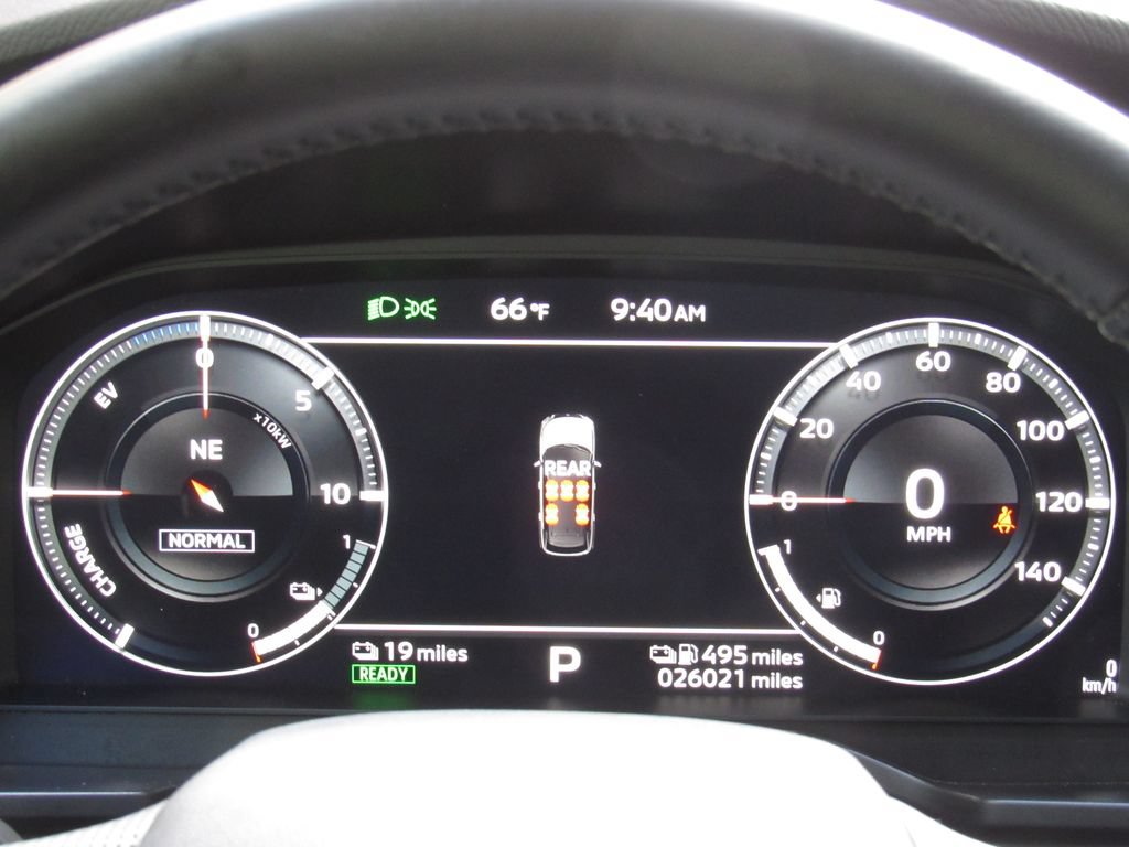 Used 2024 Mitsubishi Outlander 4WD Plug-In Hybrid image 26