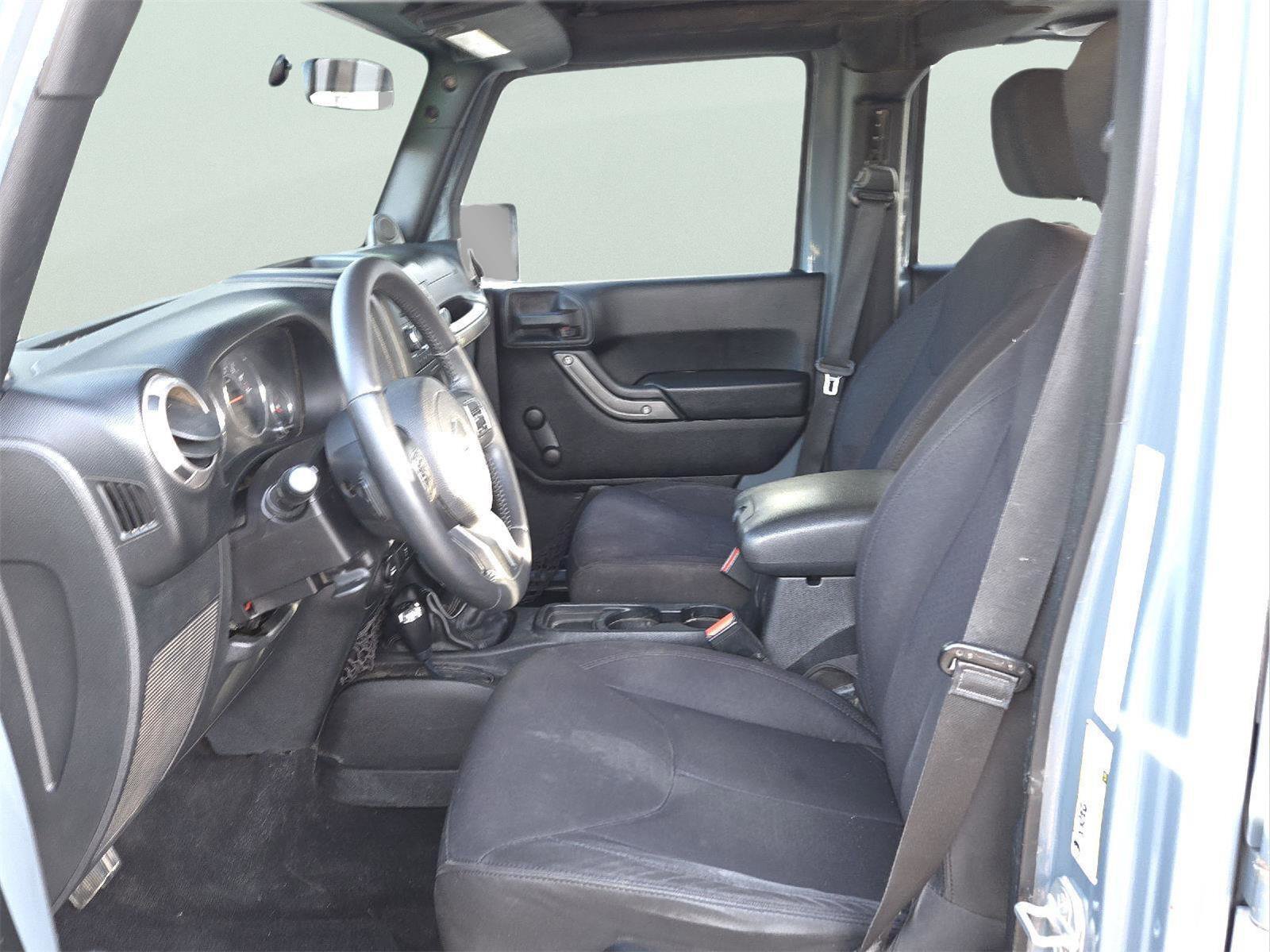 Used 2014 Jeep Wrangler Unlimited Sport w/ Connectivity Group image 11