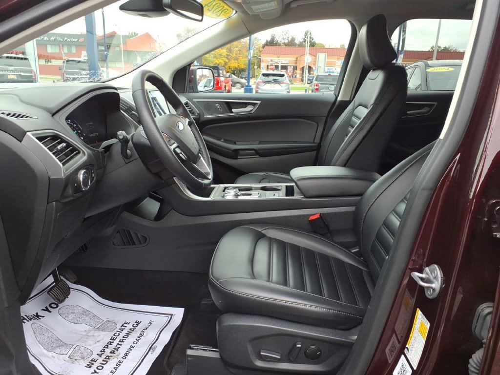 Certified 2024 Ford Edge SEL w/ Convenience Package AWD/4WD image 13