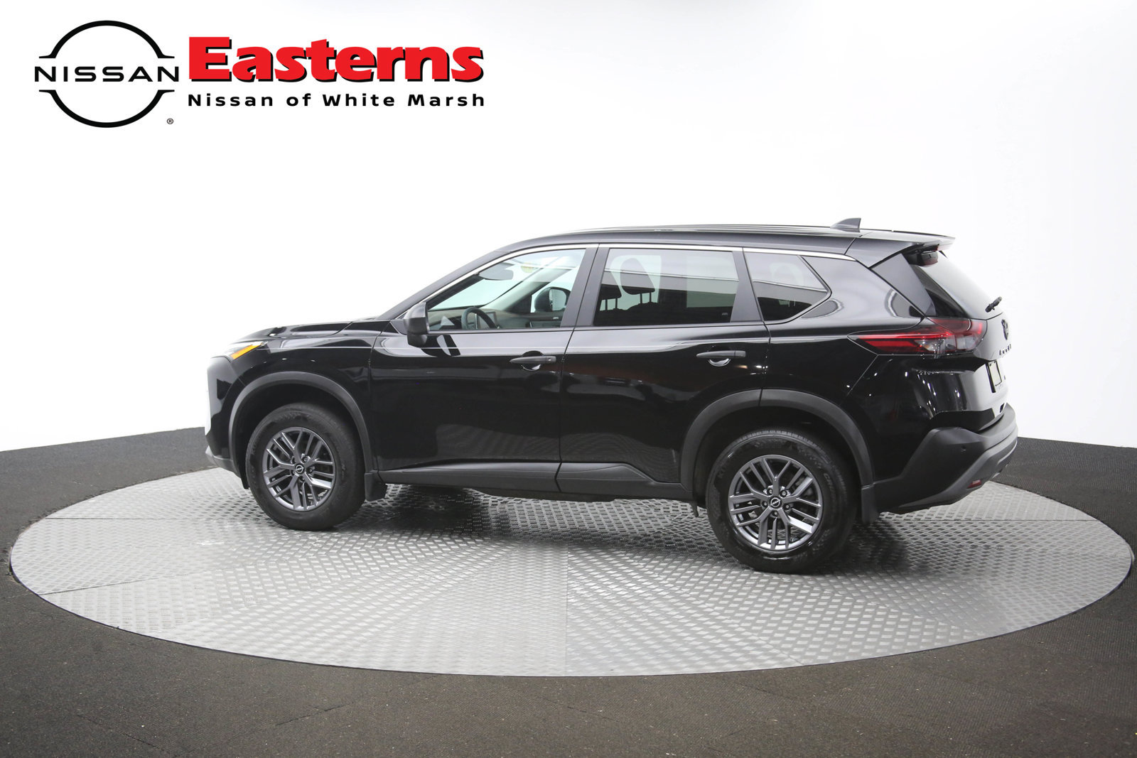Used 2023 Nissan Rogue S AWD/4WD image 56
