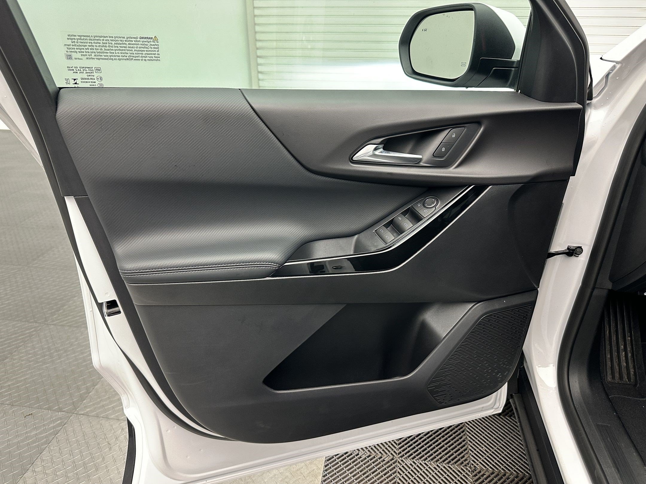 New 2027 Chevrolet Equinox LT AWD/4WD image 14