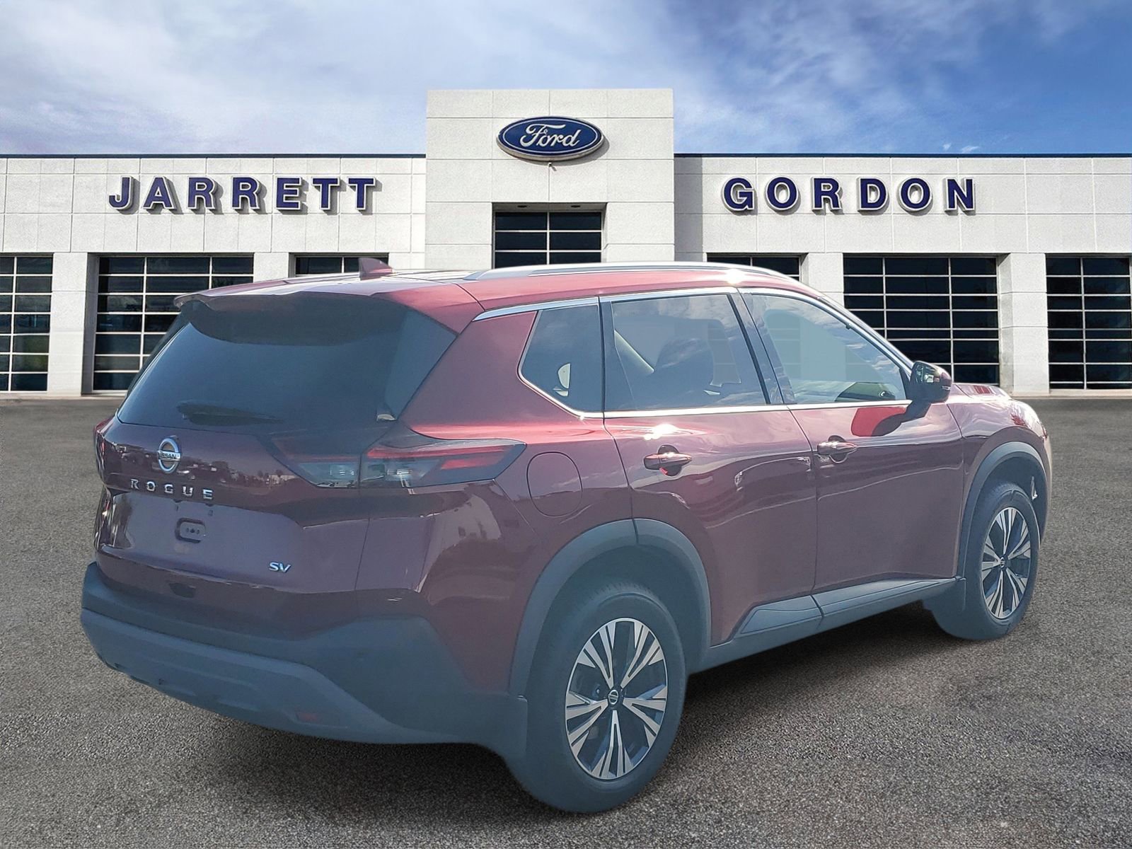 Used 2021 Nissan Rogue SV w/ Premium Package FWD image 4