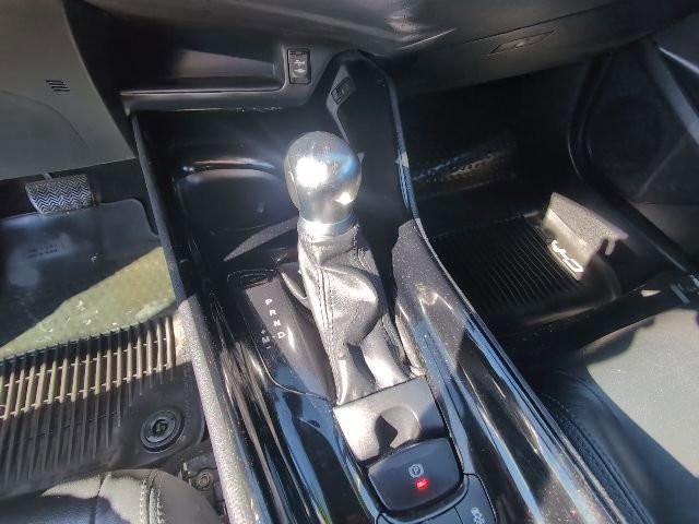 Used 2019 Toyota C-HR Limited image 22