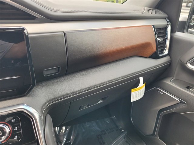 New 2025 GMC Sierra 2500 Denali w/ Denali Reserve Package image 28