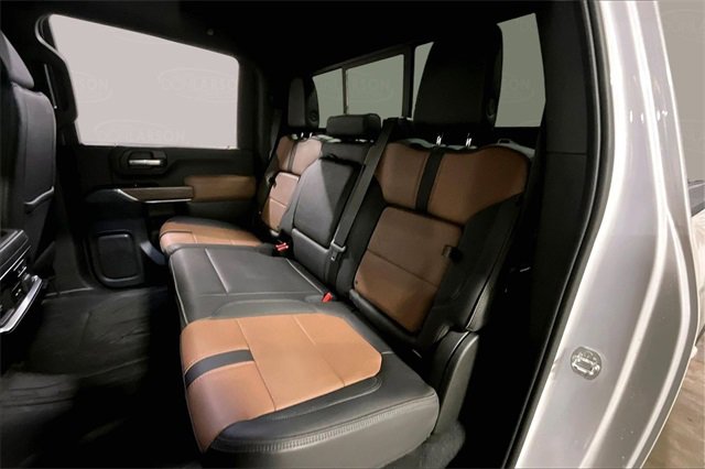 Used 2022 Chevrolet Silverado 3500 High Country image 15