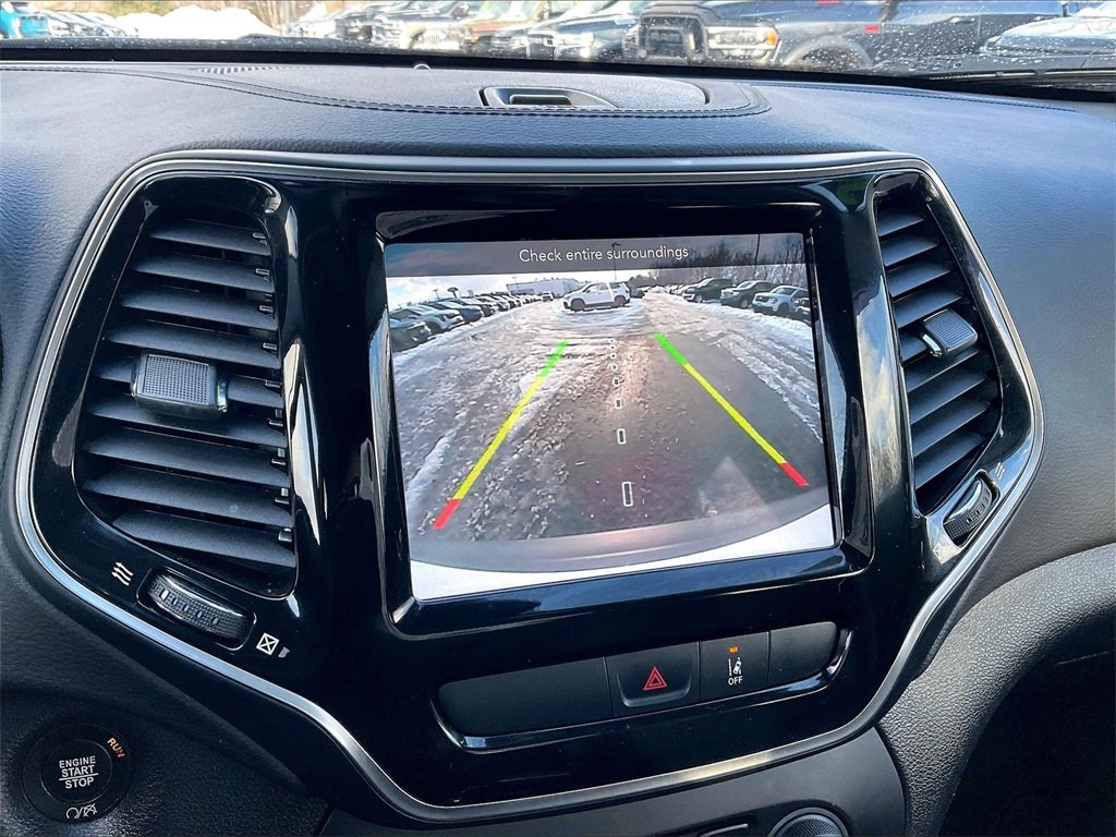 Used 2022 Jeep Cherokee Limited image 18