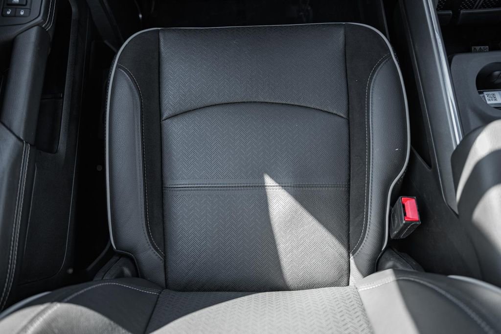 Used 2025 RAM 2500 Laramie image 42