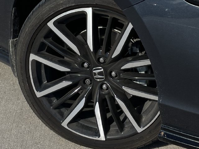 Used 2025 Honda Accord Touring image 8