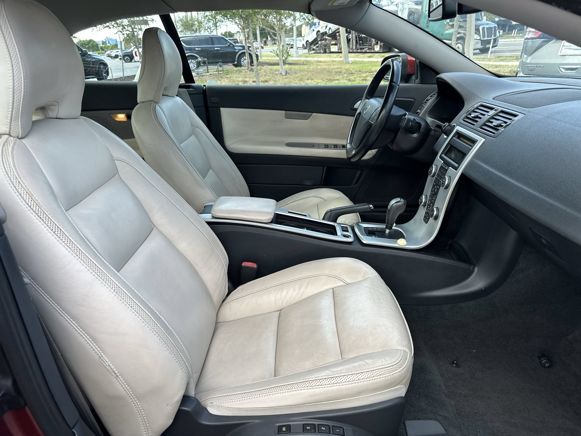 Used 2013 Volvo C70 T5 FWD image 14