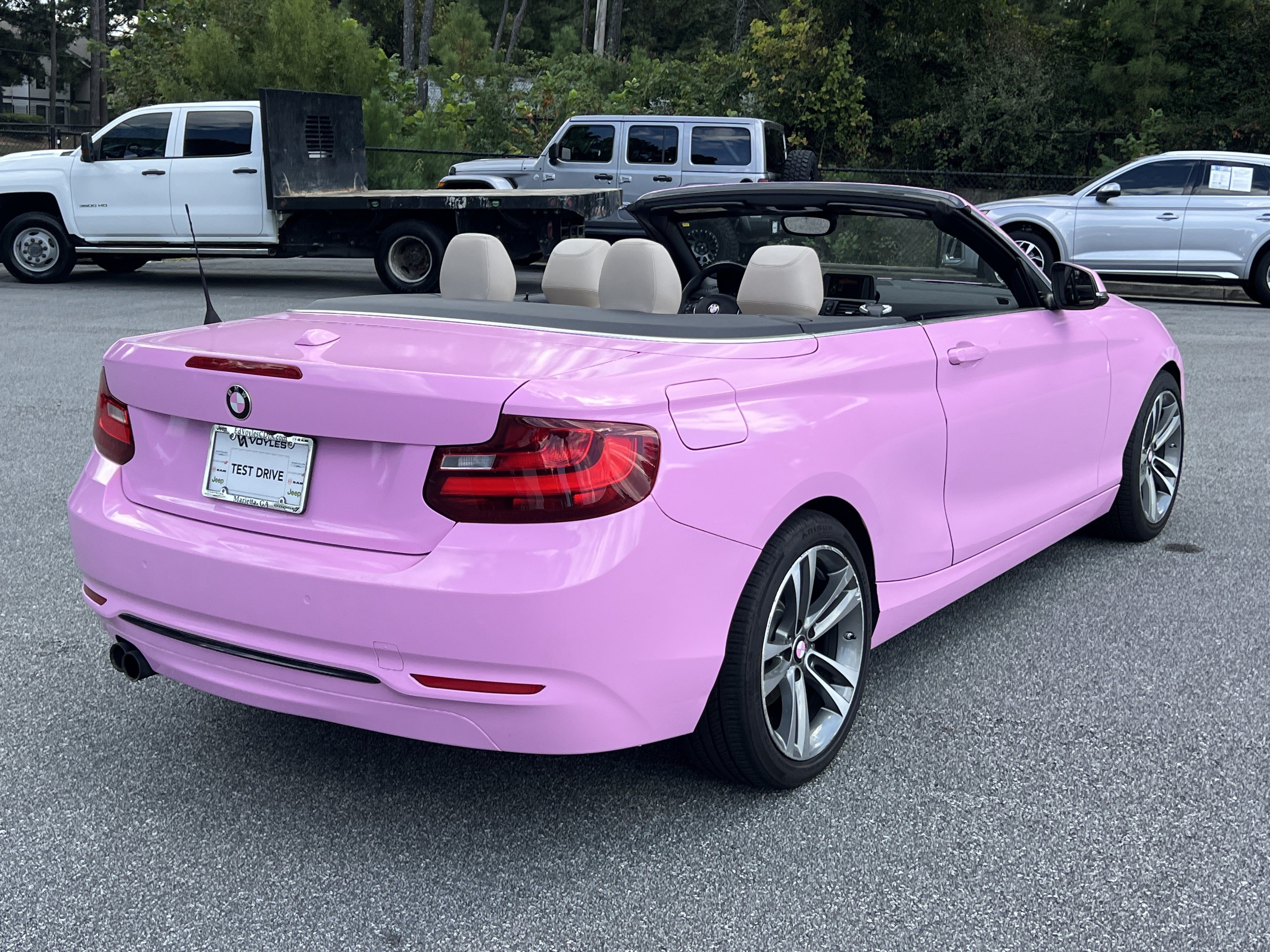 Used 2017 BMW 230i xDrive Convertible AWD/4WD image 8
