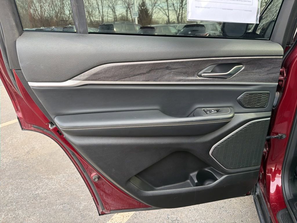 Used 2021 Jeep Grand Cherokee L Limited image 21