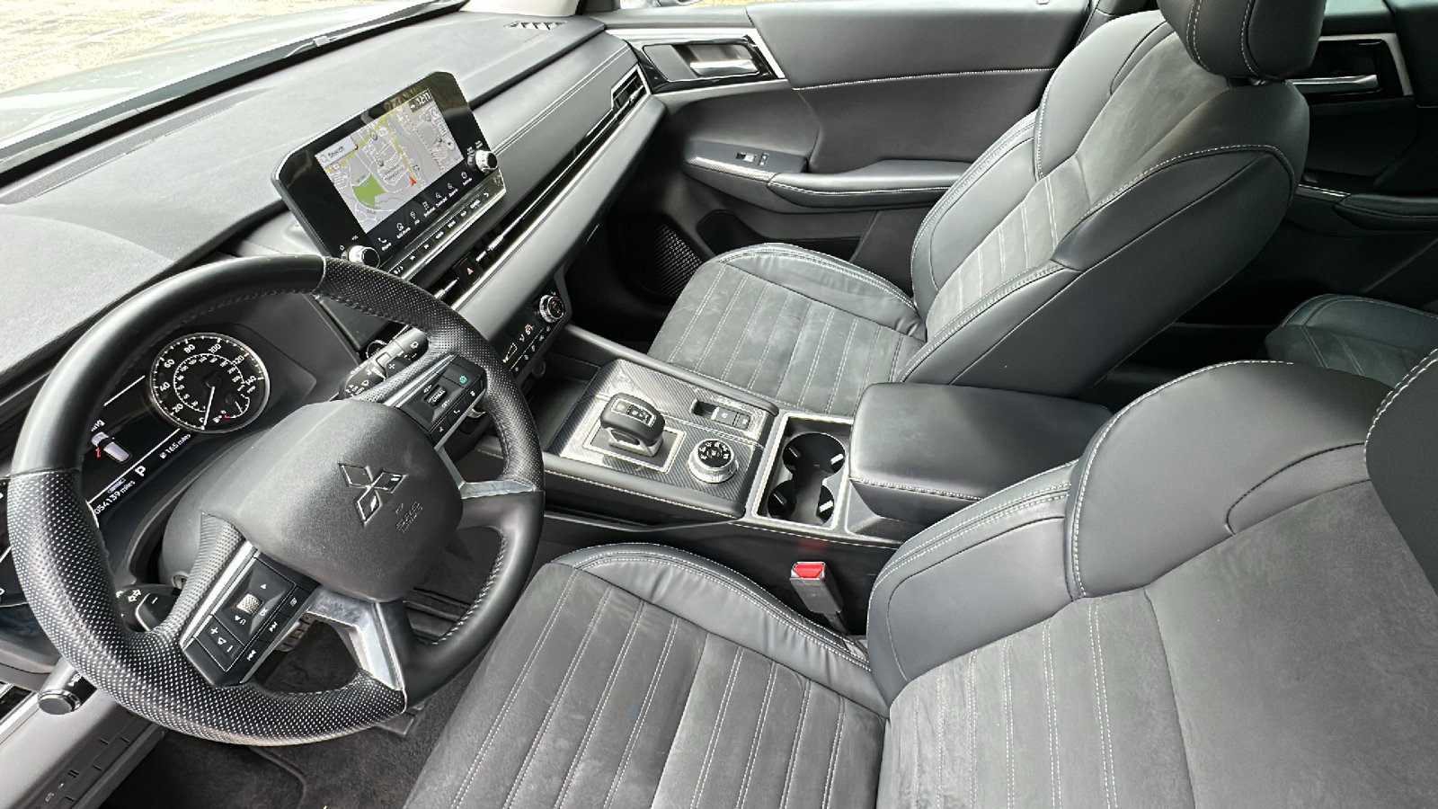 Used 2022 Mitsubishi Outlander SE image 21