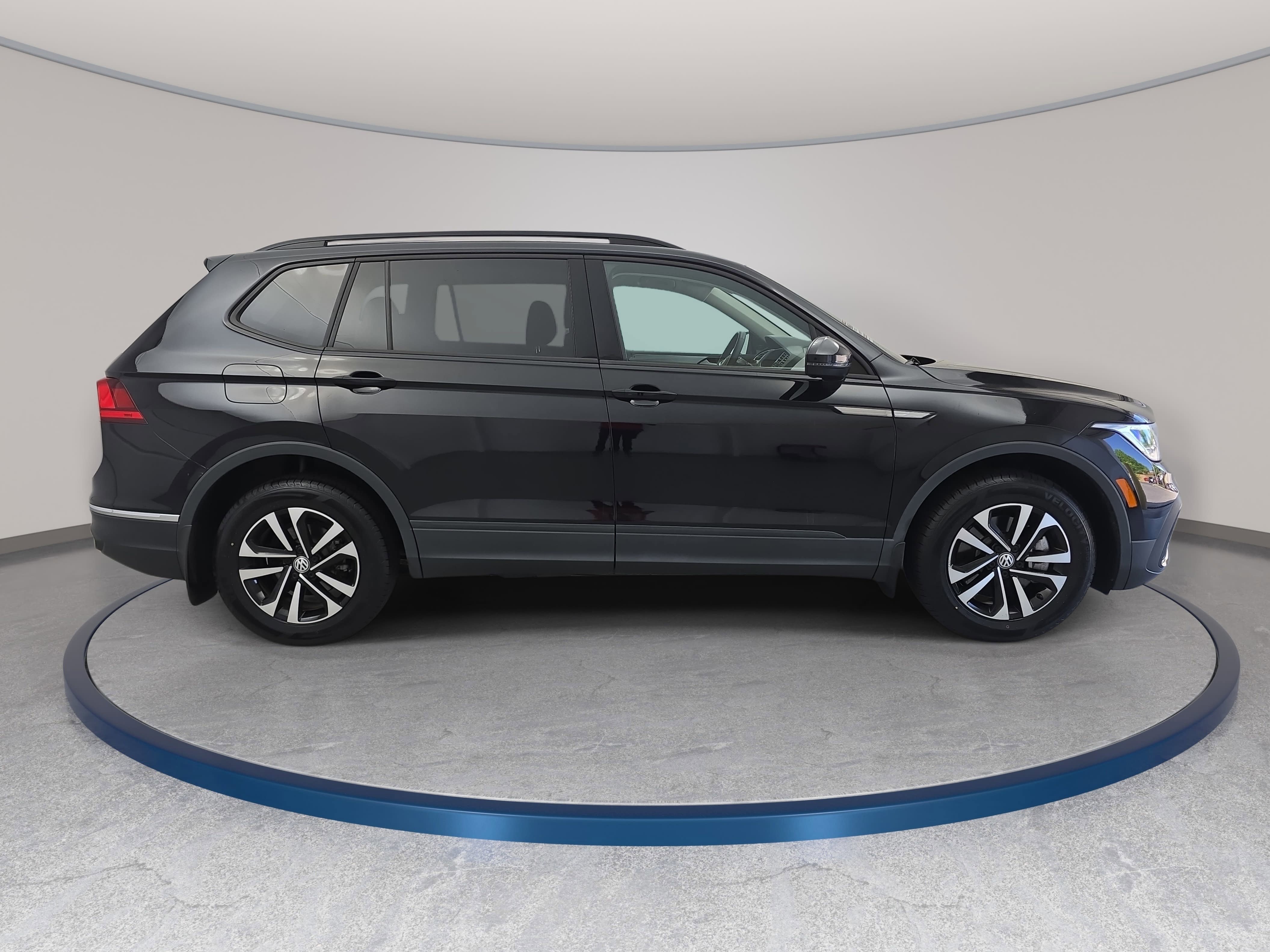 Certified 2023 Volkswagen Tiguan S w/ Driver Assistance Package FWD image 4