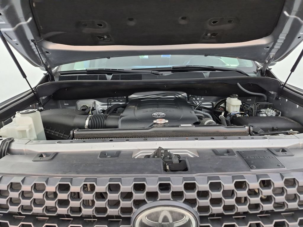 Used 2020 Toyota Tundra SR5 w/ SR5 Upgrade Package RWD image 39