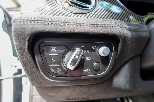 Used 2023 Bentley Bentayga Speed AWD/4WD image 26