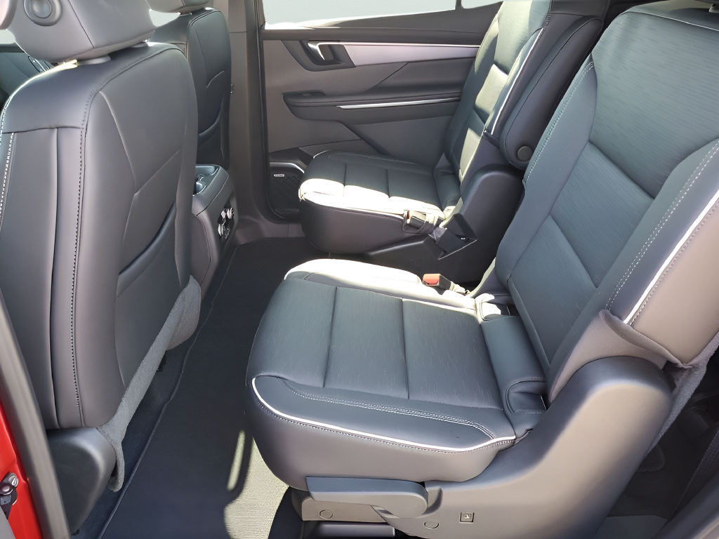New 2026 Buick Enclave Sport Touring w/ Power Package FWD image 21